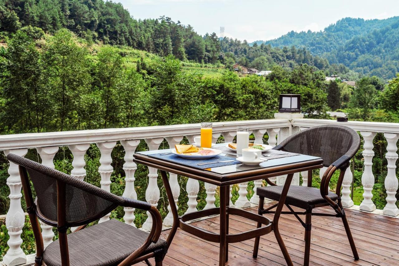 Whispering Mountains Boutique Hotel 張家界市 エクステリア 写真