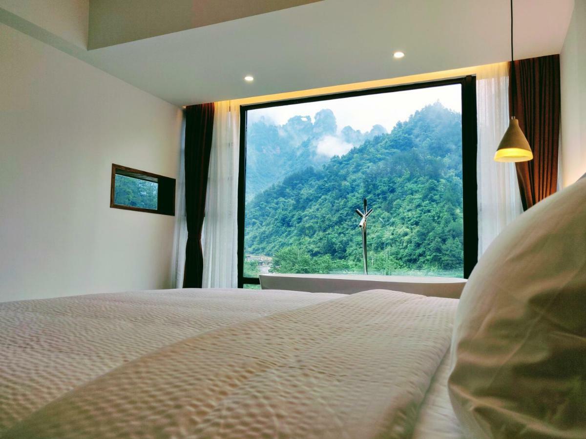 Whispering Mountains Boutique Hotel 張家界市 エクステリア 写真